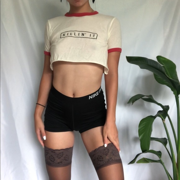 Brandy Melville Killin’ It Crop Top 🖤 - Picture 2 of 5